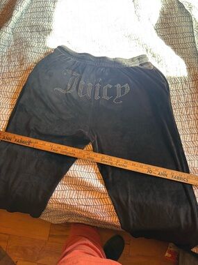Juicy Couture Black Velour Rhinestone Logo pants sweats